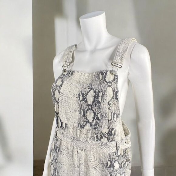 Pol Snakeskin Overall Skirt Beige Size Medium - Picture 15 of 16